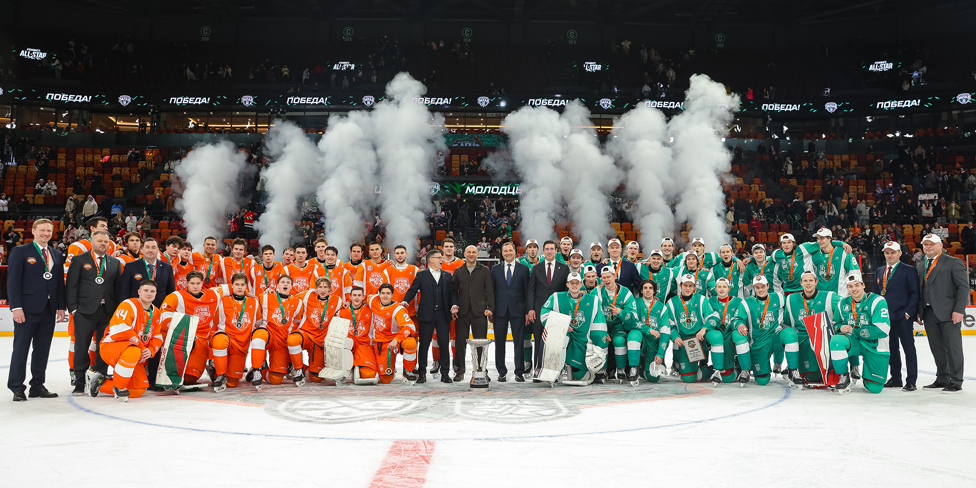 Восток уступил Западу