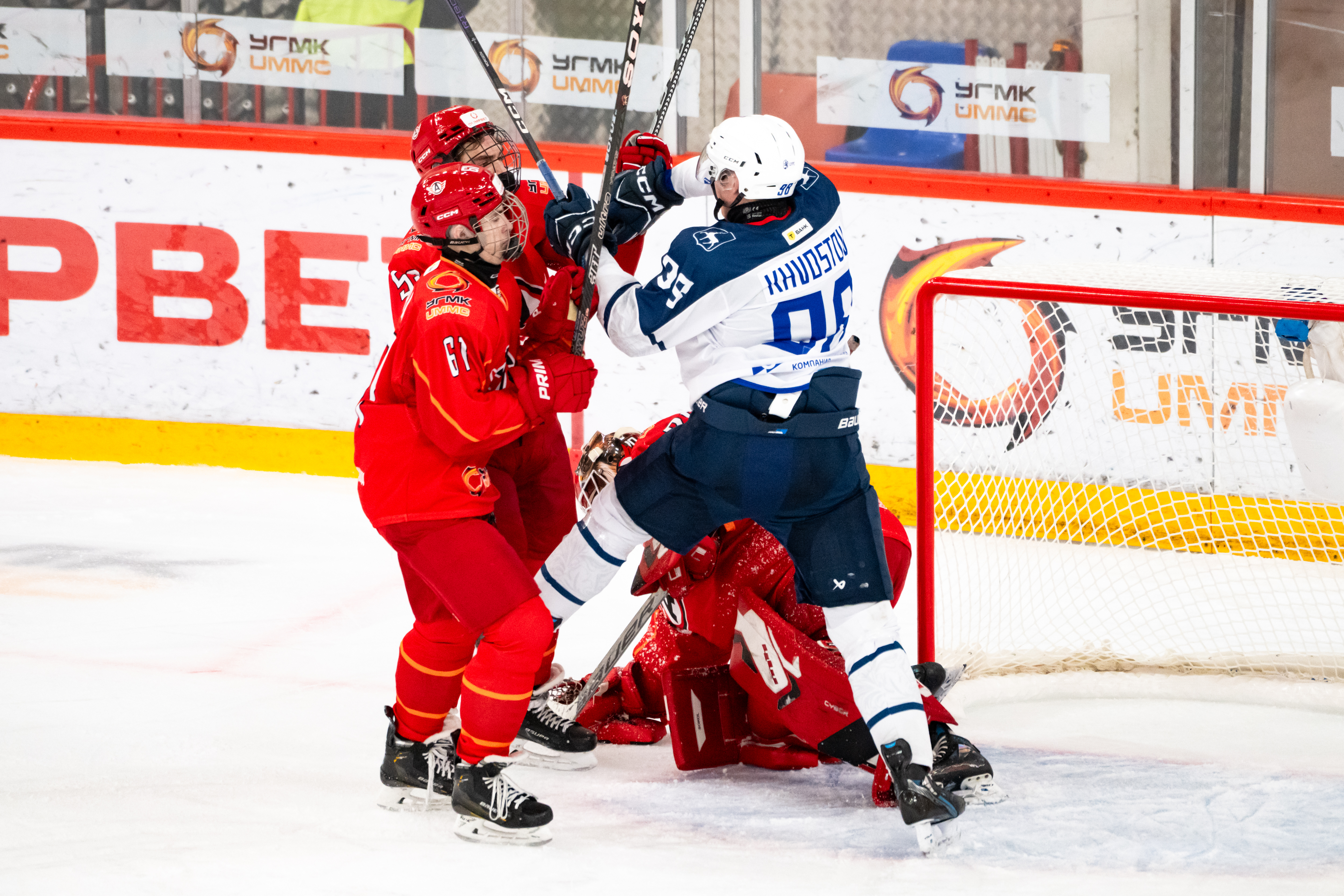 «Авто» — «Чайка» 1:3