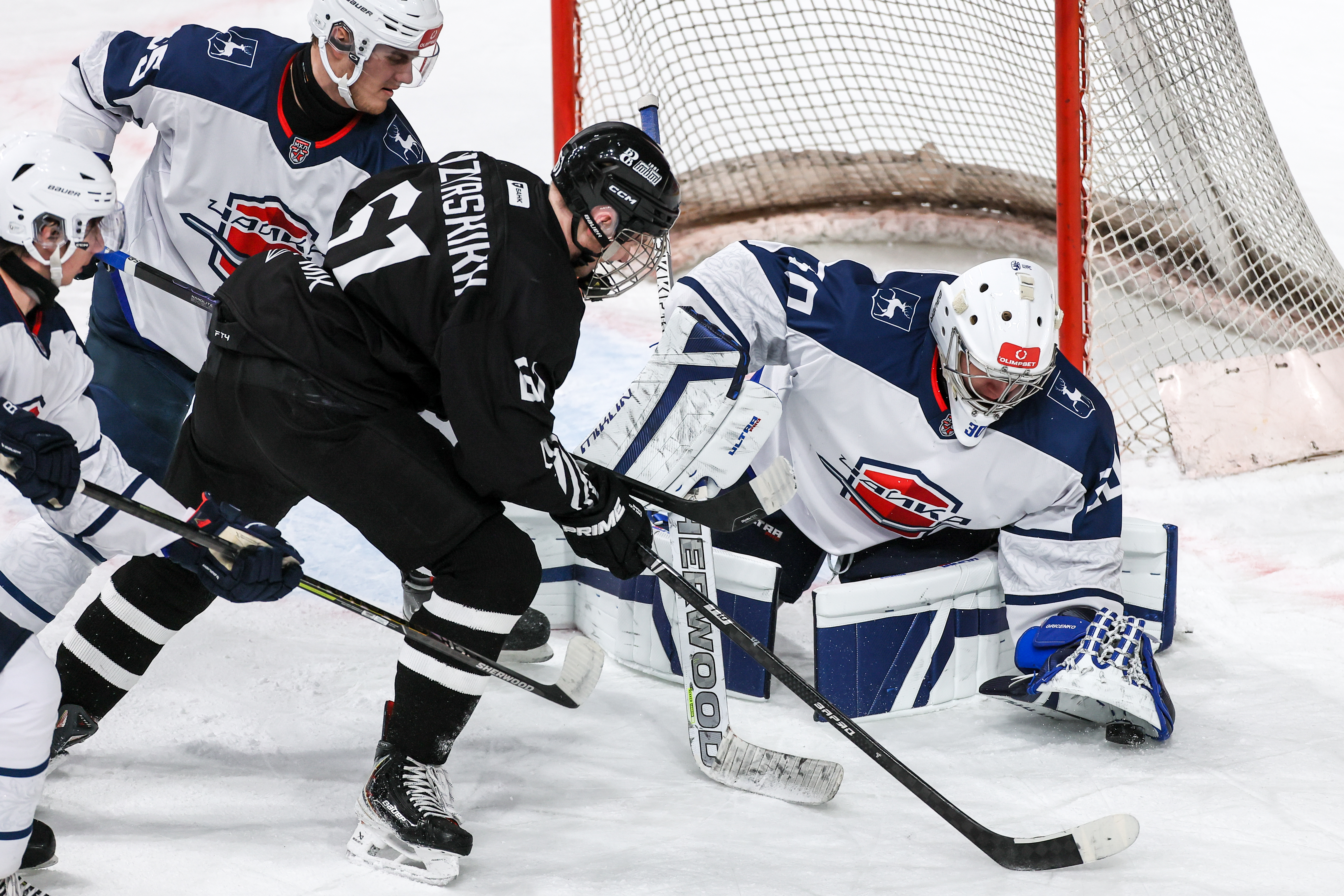 «Белые Медведи» — «Чайка» 8:4