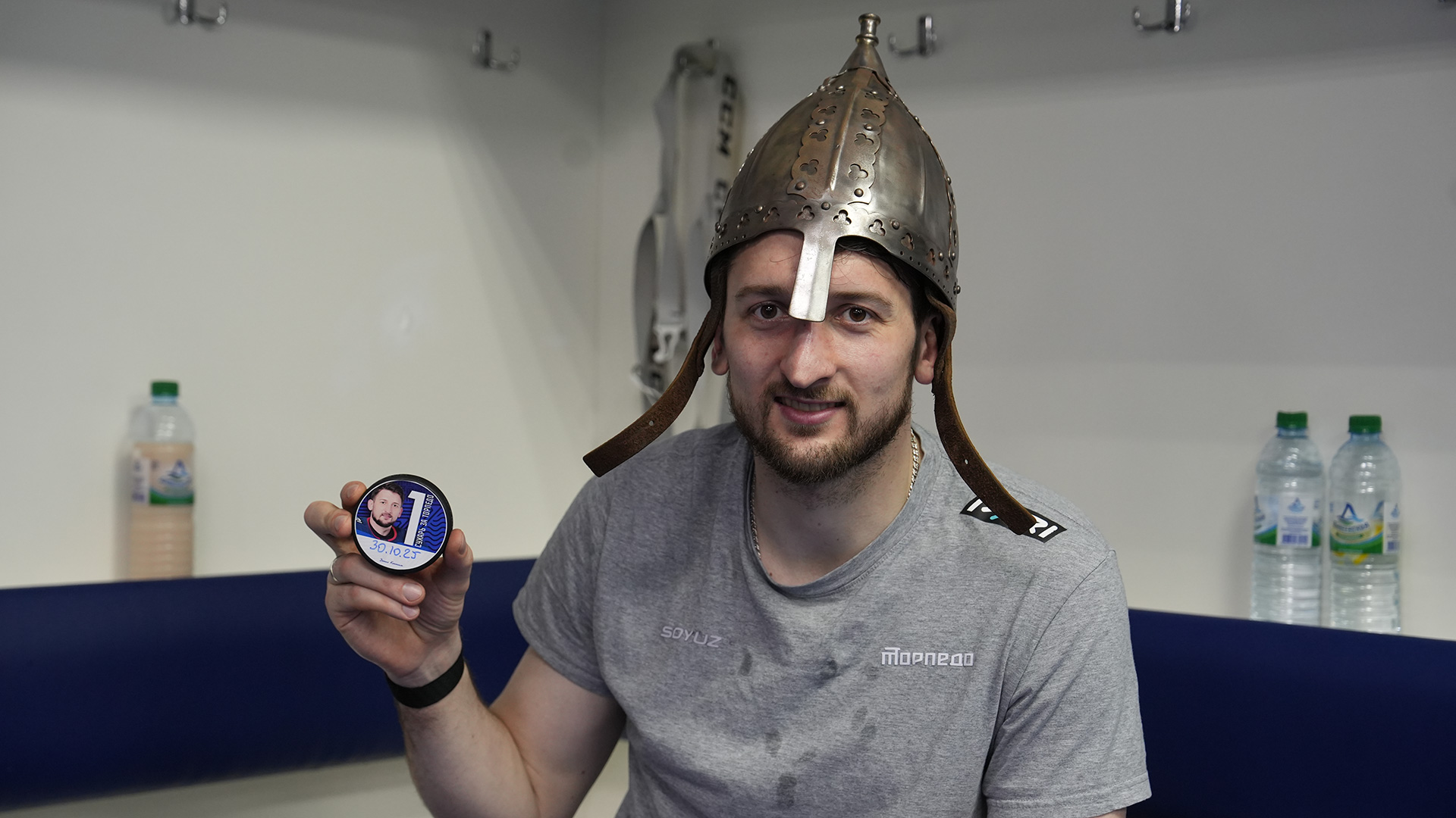 Победная раздевалка после матча с «Ладой»