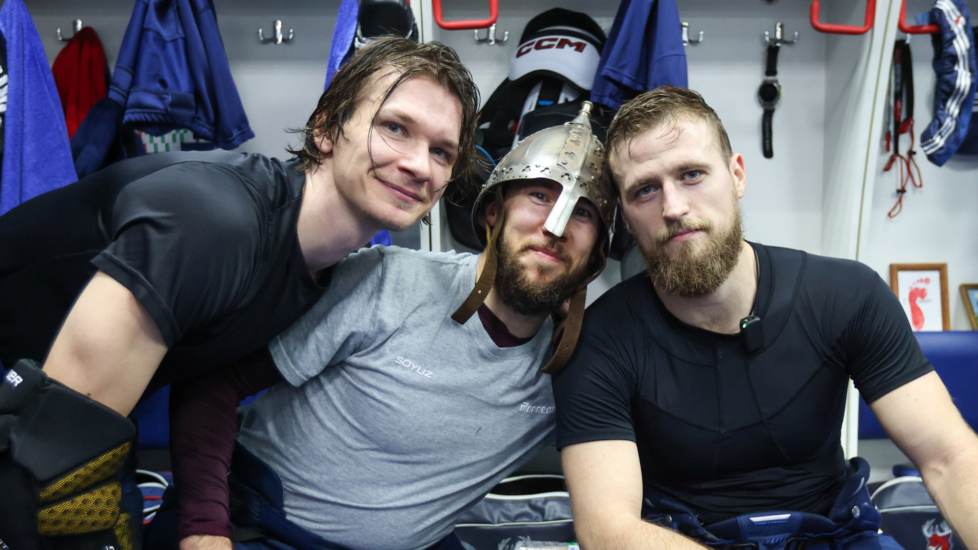 Победная раздевалка после матча с «Автомобилистом»